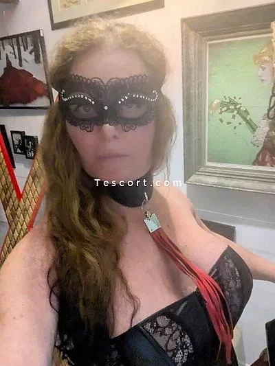 Comtesse Diane - Domina BDSM sur Avignon